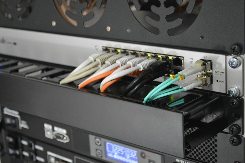 What is 5G - network cables and technology infrastructure