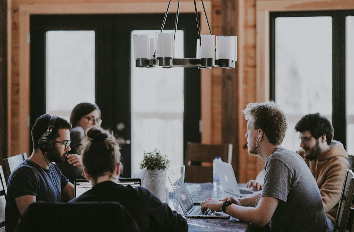 Referral apps - team meeting and sharing ideas