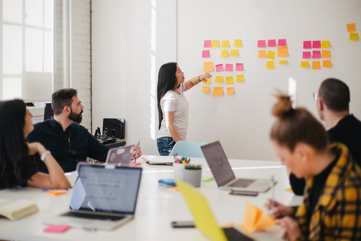 Customer Service Jobs Online for Beginners: Skills, Tools, and How to Start
