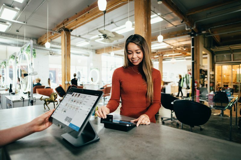 Gift card reward apps - paying with a phone