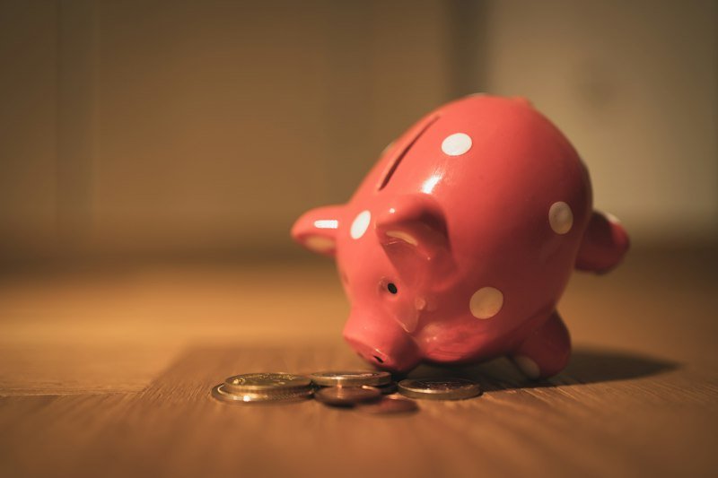 Safe money withdrawal from an app on a phone